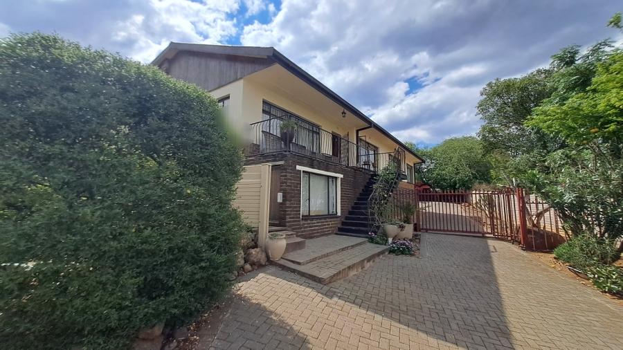 3 Bedroom Property for Sale in Uitsig Free State